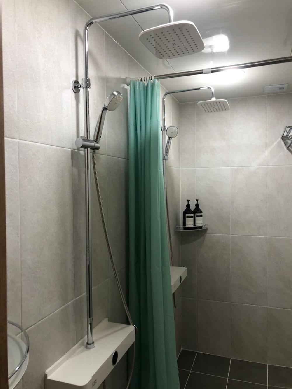 Sokcho Station Hostel Екстер'єр фото