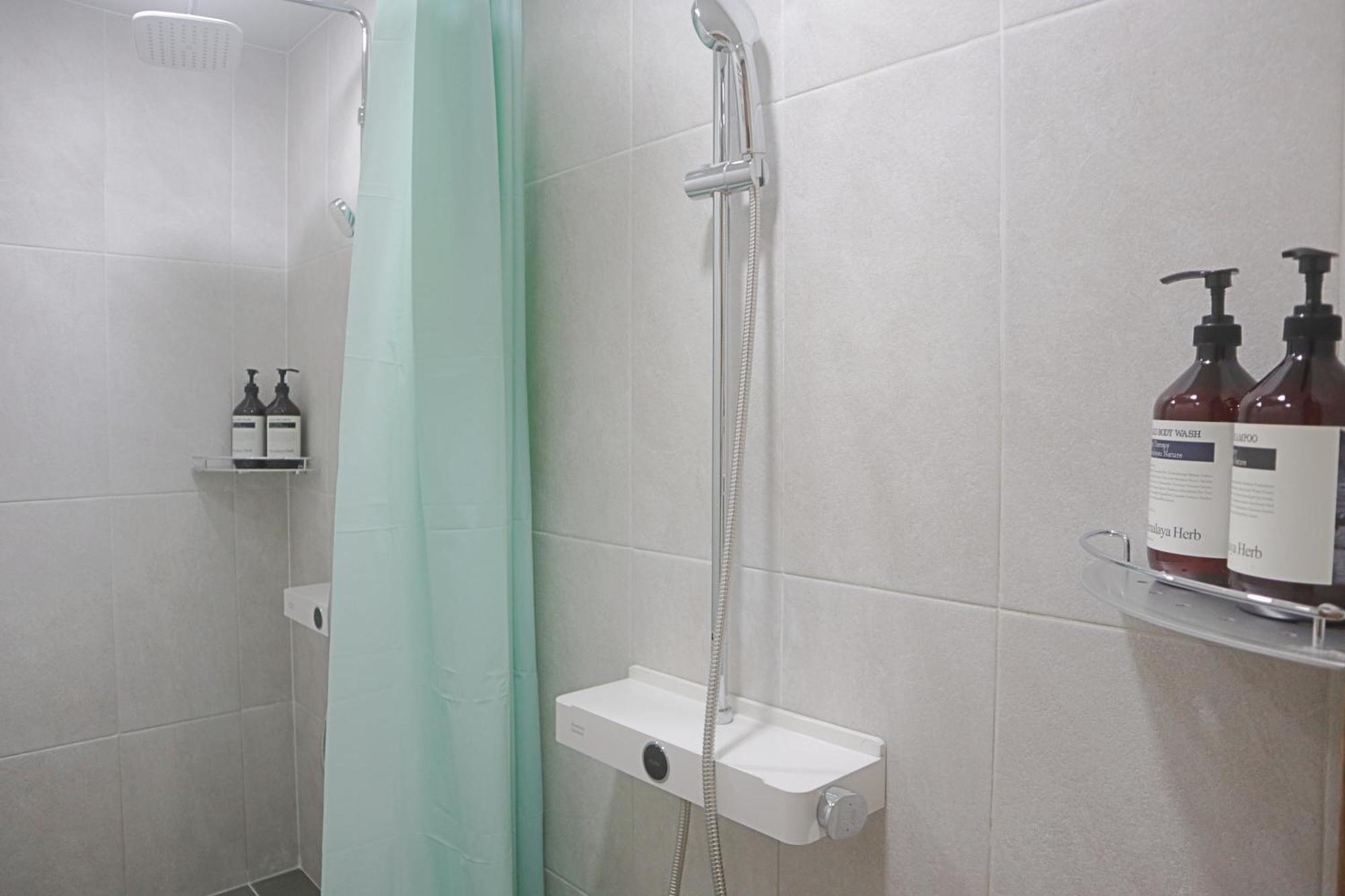 Sokcho Station Hostel Екстер'єр фото