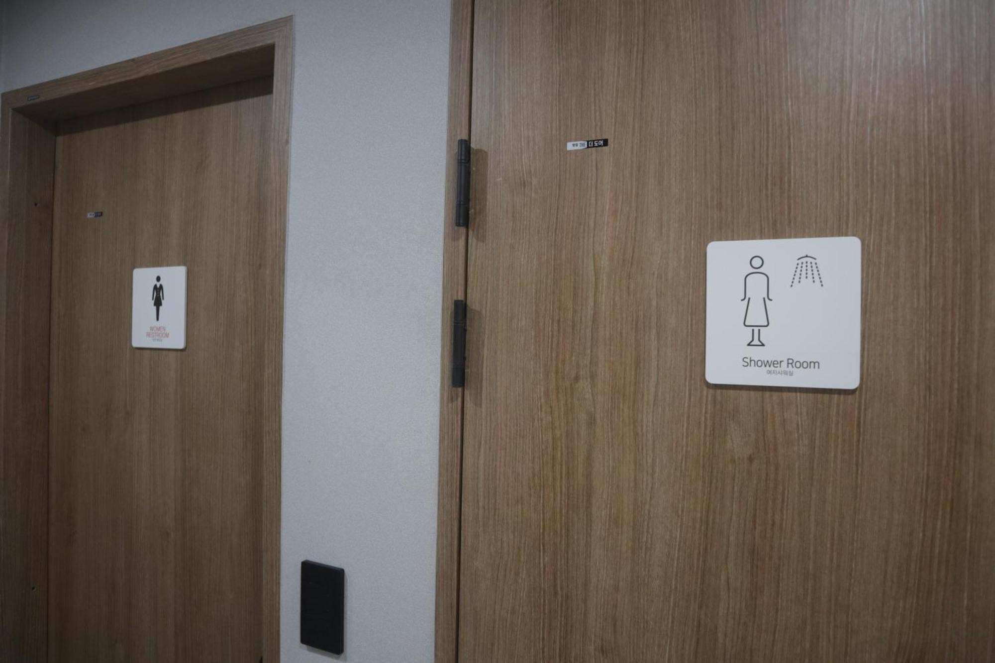 Sokcho Station Hostel Екстер'єр фото