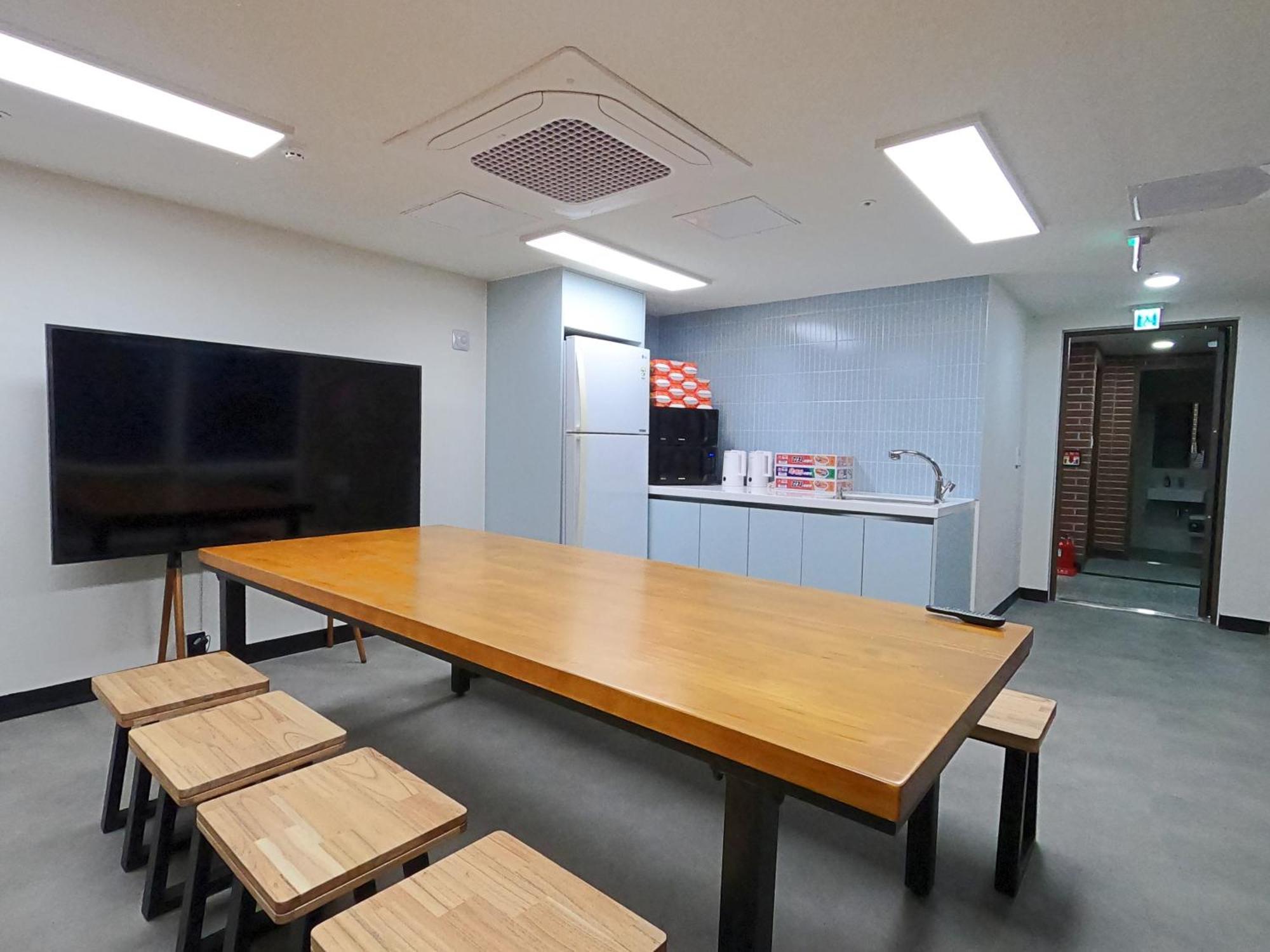 Sokcho Station Hostel Екстер'єр фото