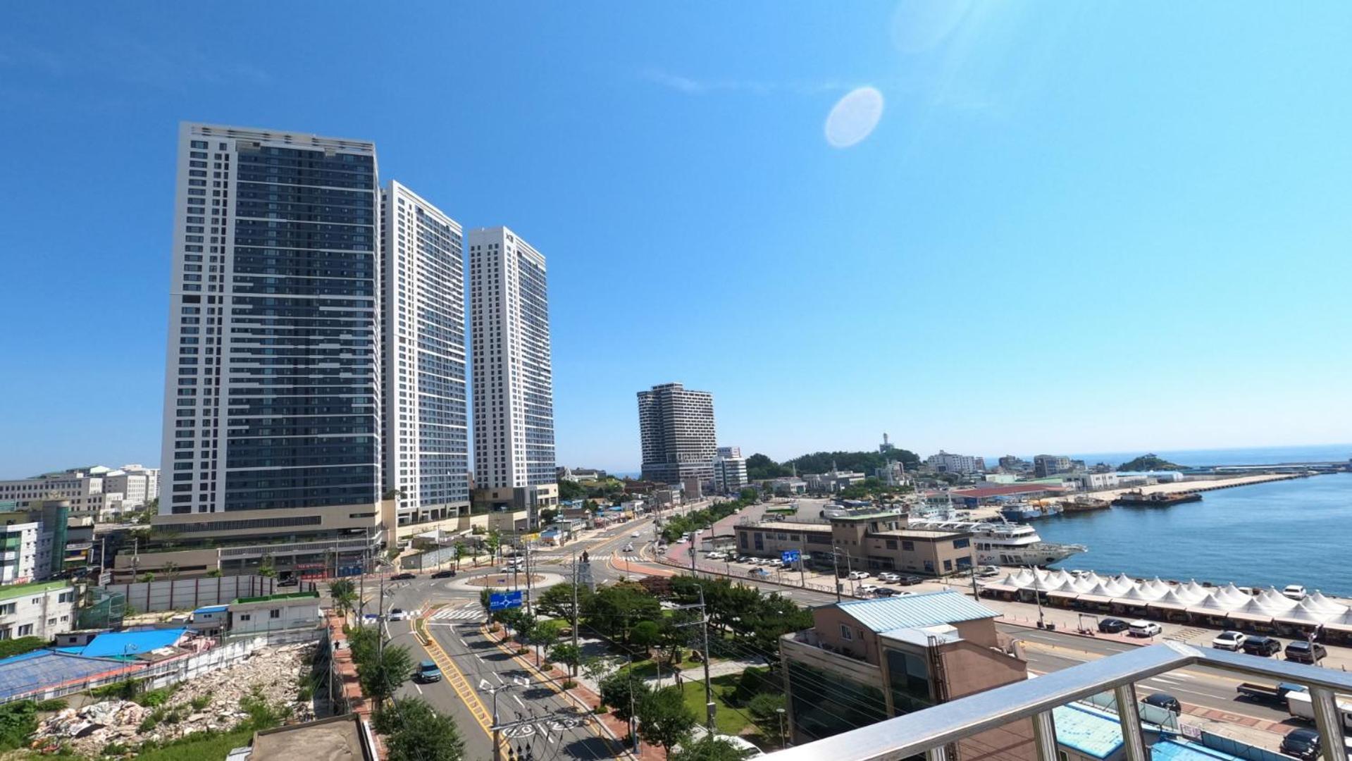 Sokcho Station Hostel Екстер'єр фото
